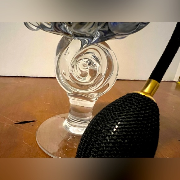 Hand Blown Blue & White Swirl Art Glass Perfume Bottle Atomizer - Picture 8 of 8